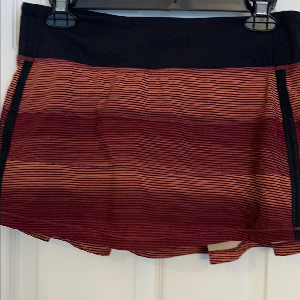 Lululemon pace rival skort size 6.
